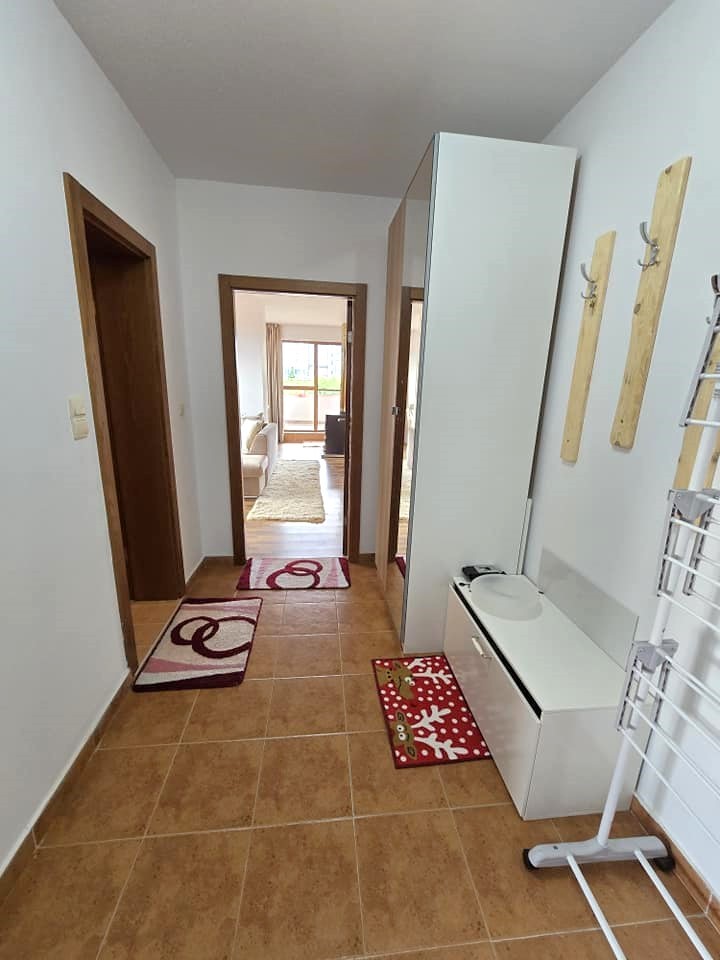 Уникален тристаен апартамент с фронтална гледка към Тодорка за продажба в Банско