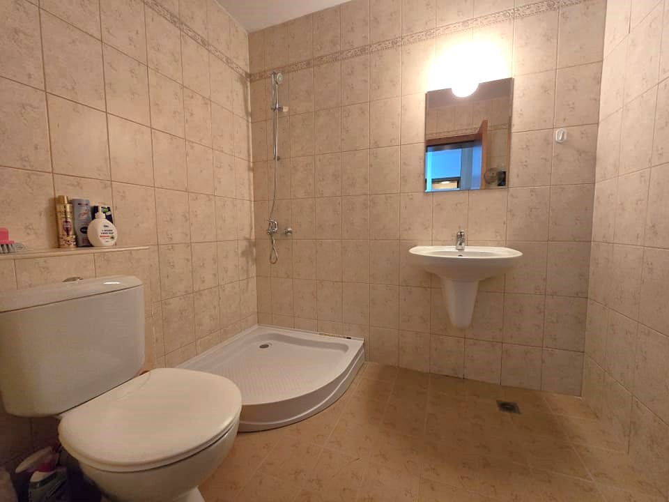 Уникален тристаен апартамент с фронтална гледка към Тодорка за продажба в Банско