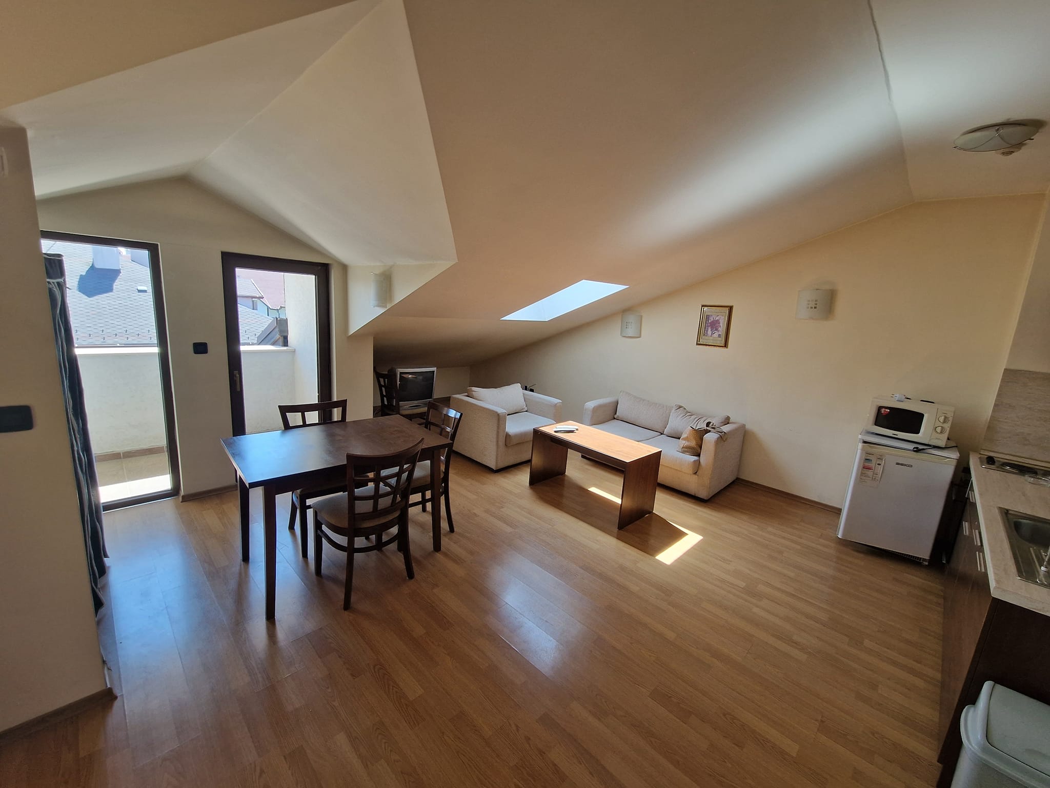 Изгоден обзаведен двустаен апартамент до ски лифта в Банско