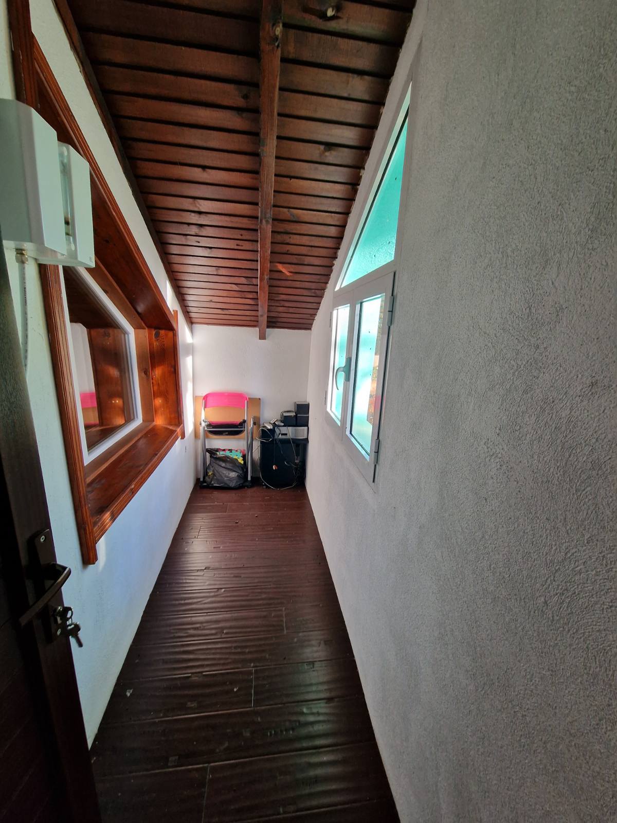 Напълно обзаведена вила за продажба в местност Катарино край град Разлог