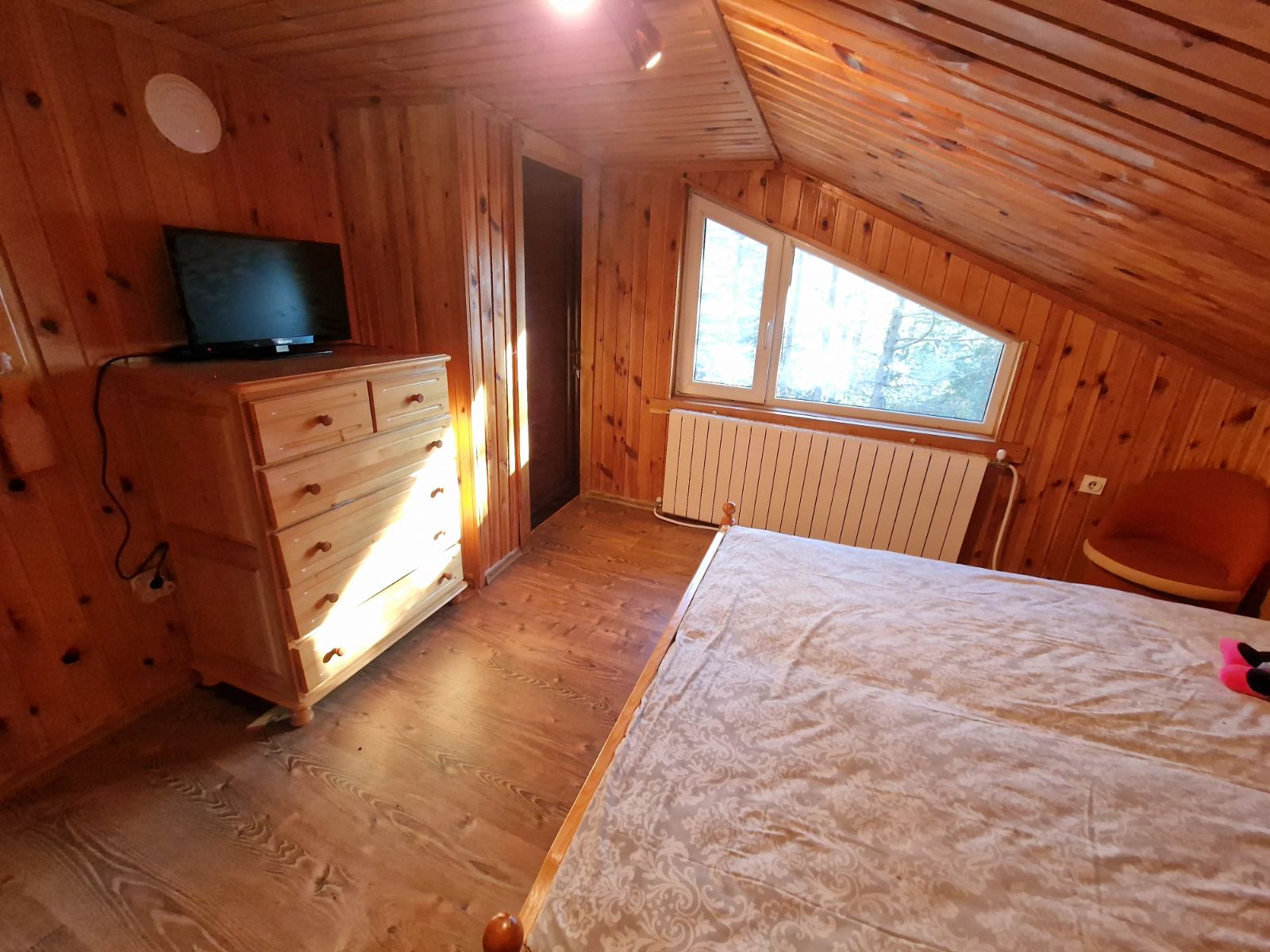 Напълно обзаведена вила за продажба в местност Катарино край град Разлог