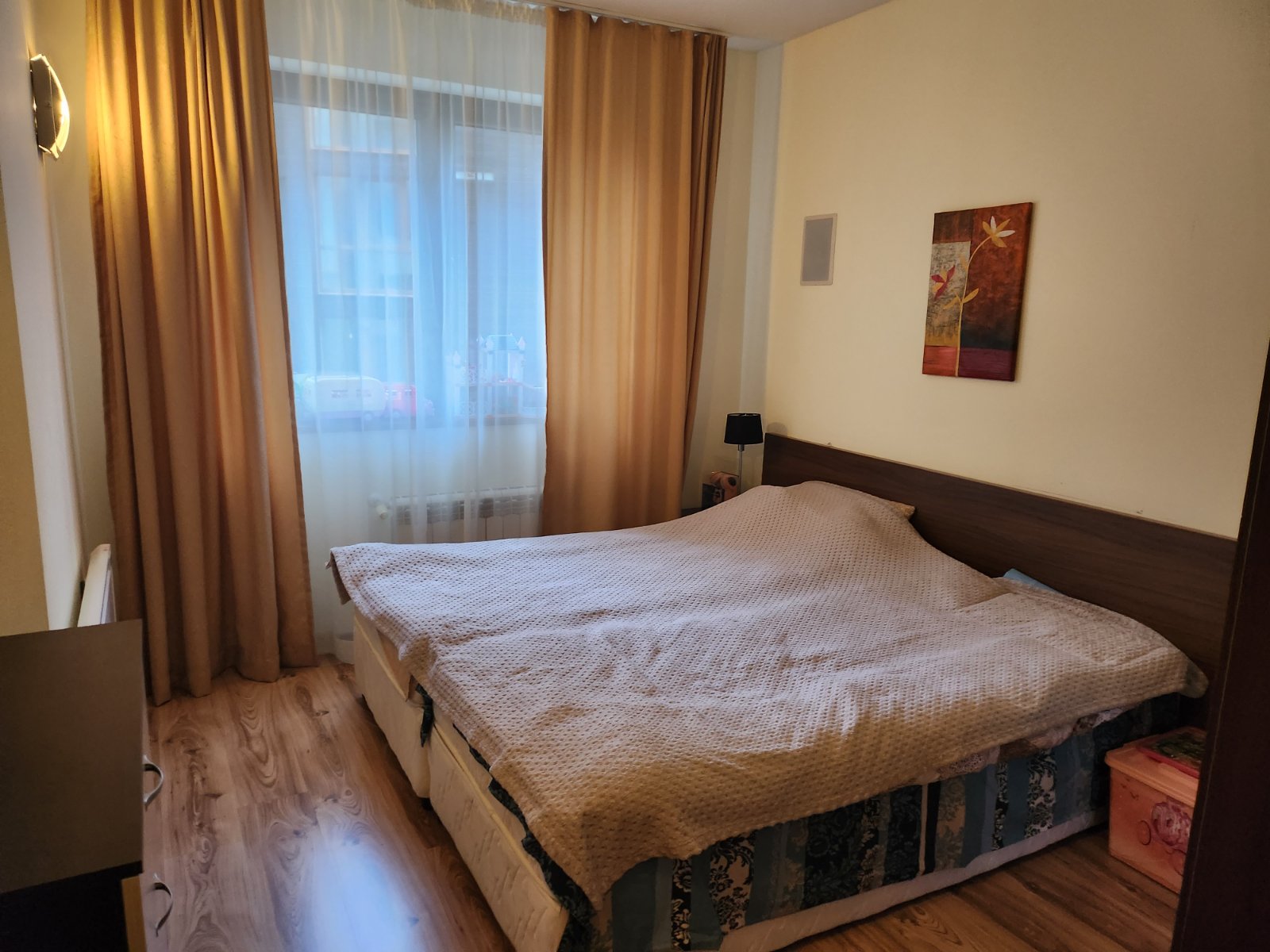 Тристаен апартамент с южно изложение за продажба в комплекс Мурите, до Pirin Golf