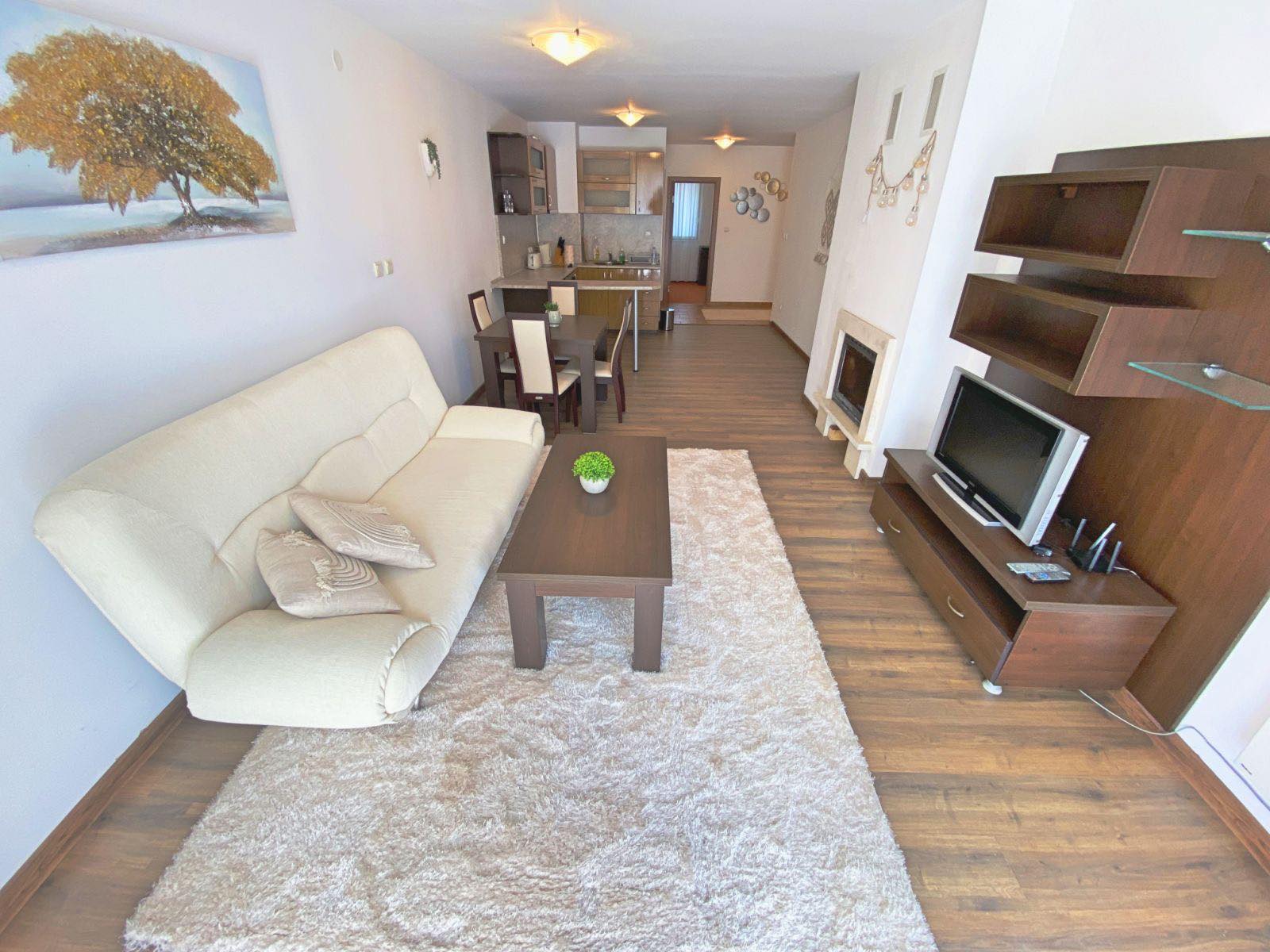 Банско: Изгоден двустаен апартамент за продажба до хотел White Lavina