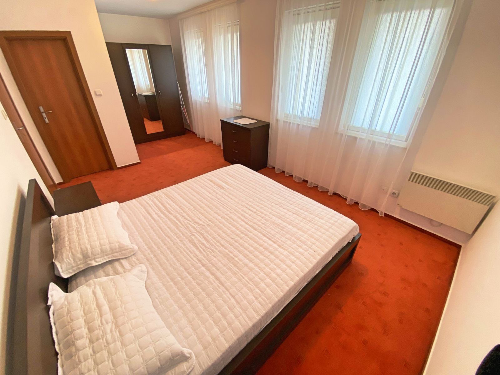 Банско: Изгоден двустаен апартамент за продажба до хотел White Lavina