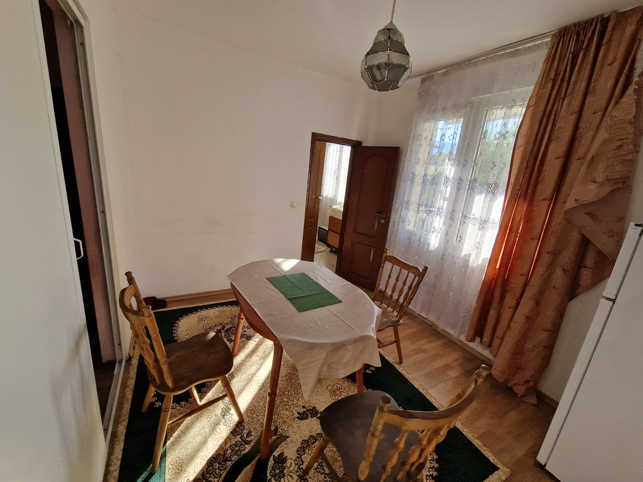 За продажба в Разлог: Просторен многостаен апартамент с две тераси