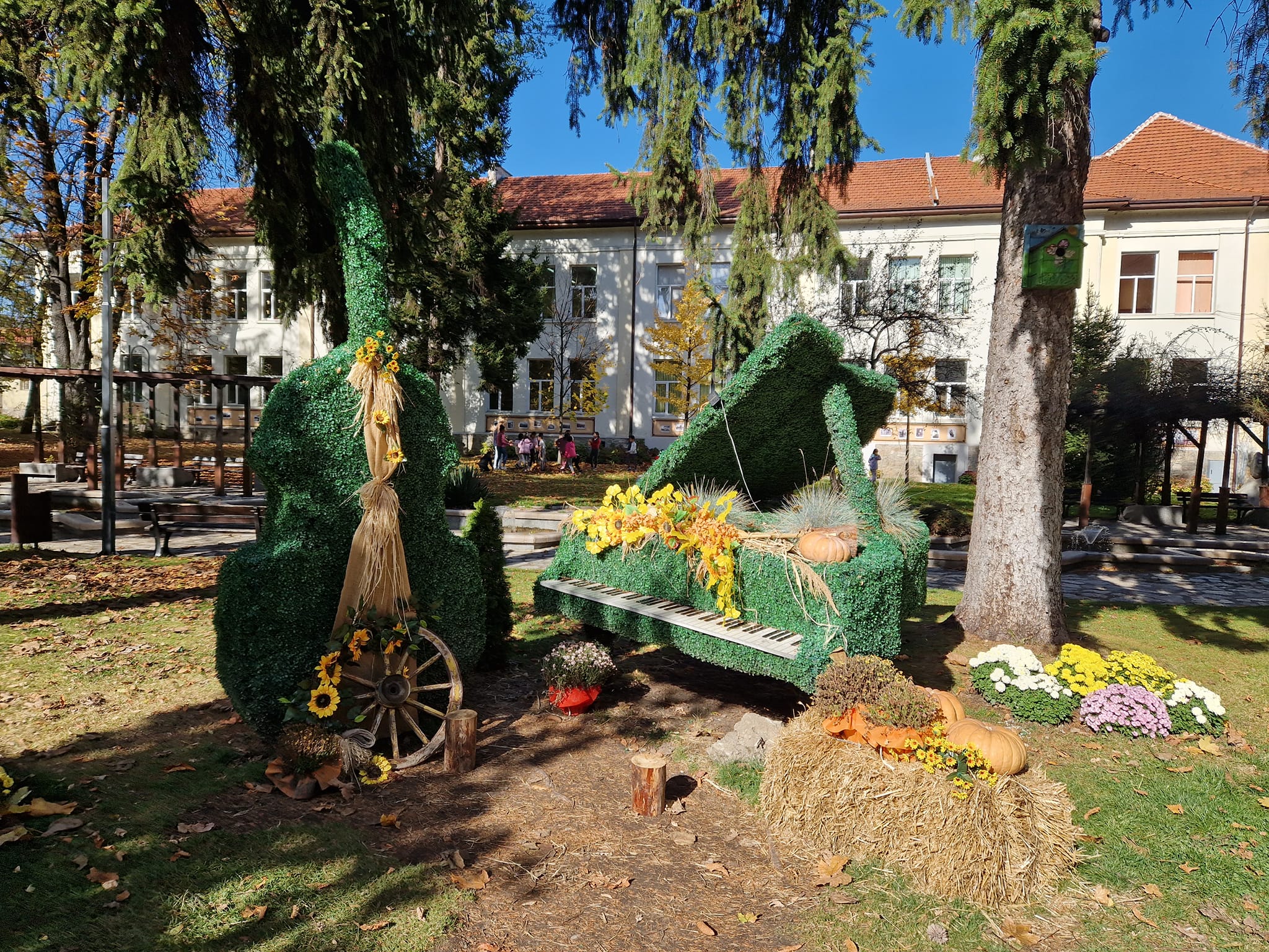 Просторен тристаен апартамент в идеален център на град Разлог