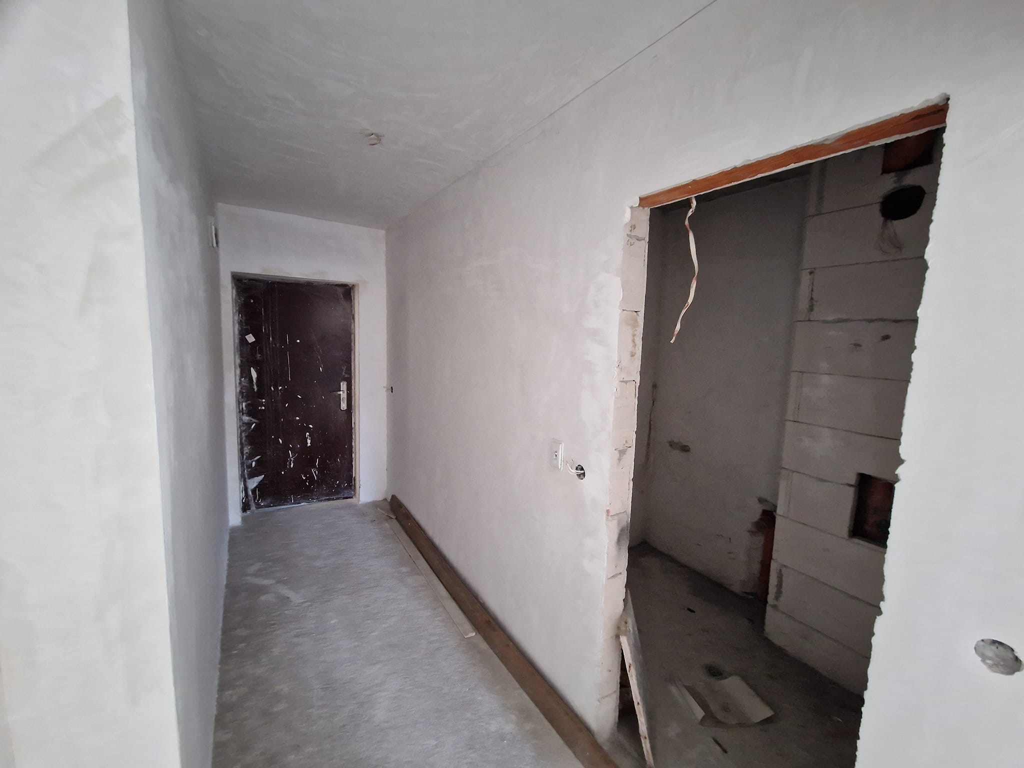 Разлог: Тристаен апартамент с пленителен изглед към Пирин планина