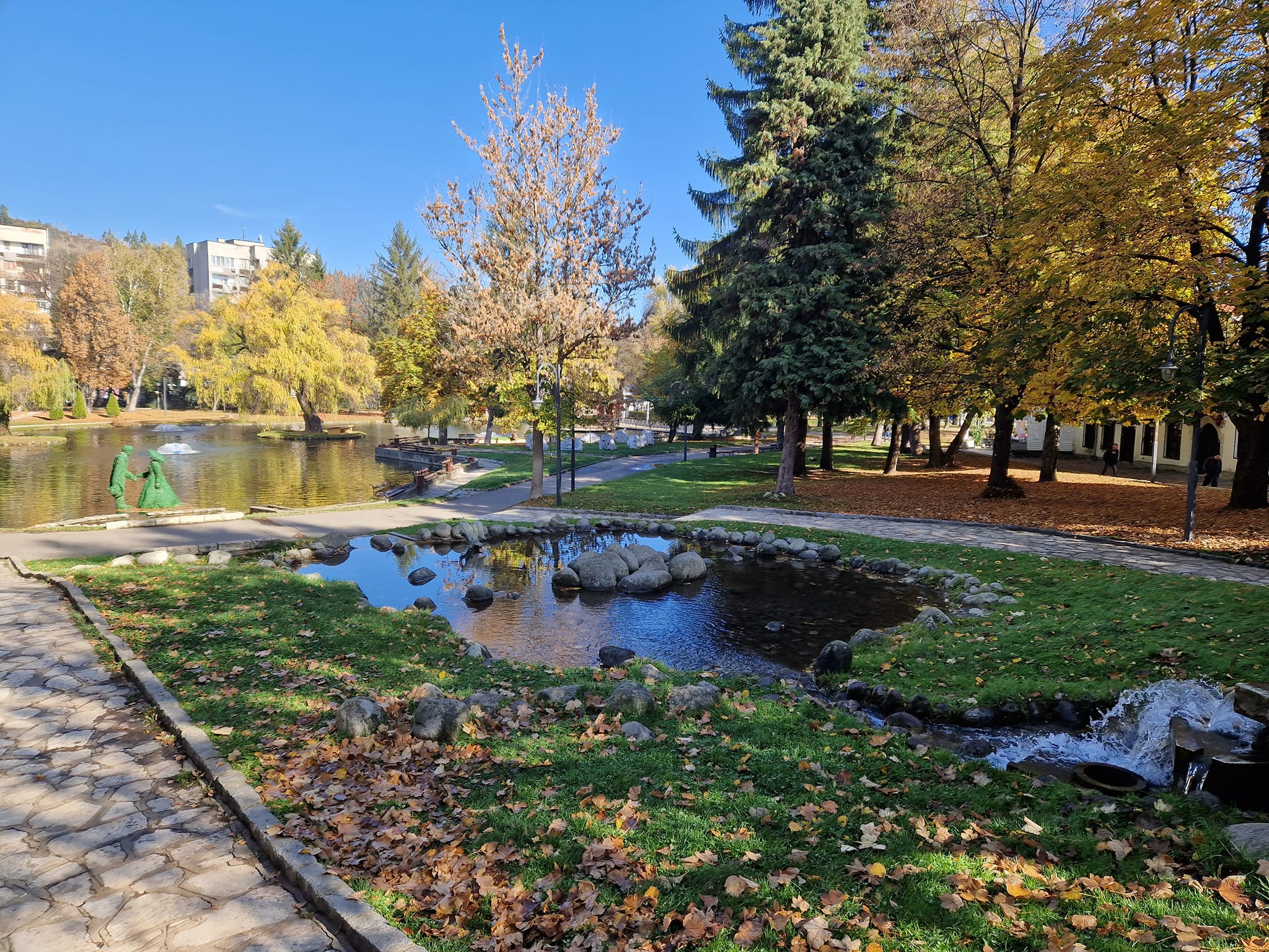 Разлог: Тристаен апартамент с пленителен изглед към Пирин планина