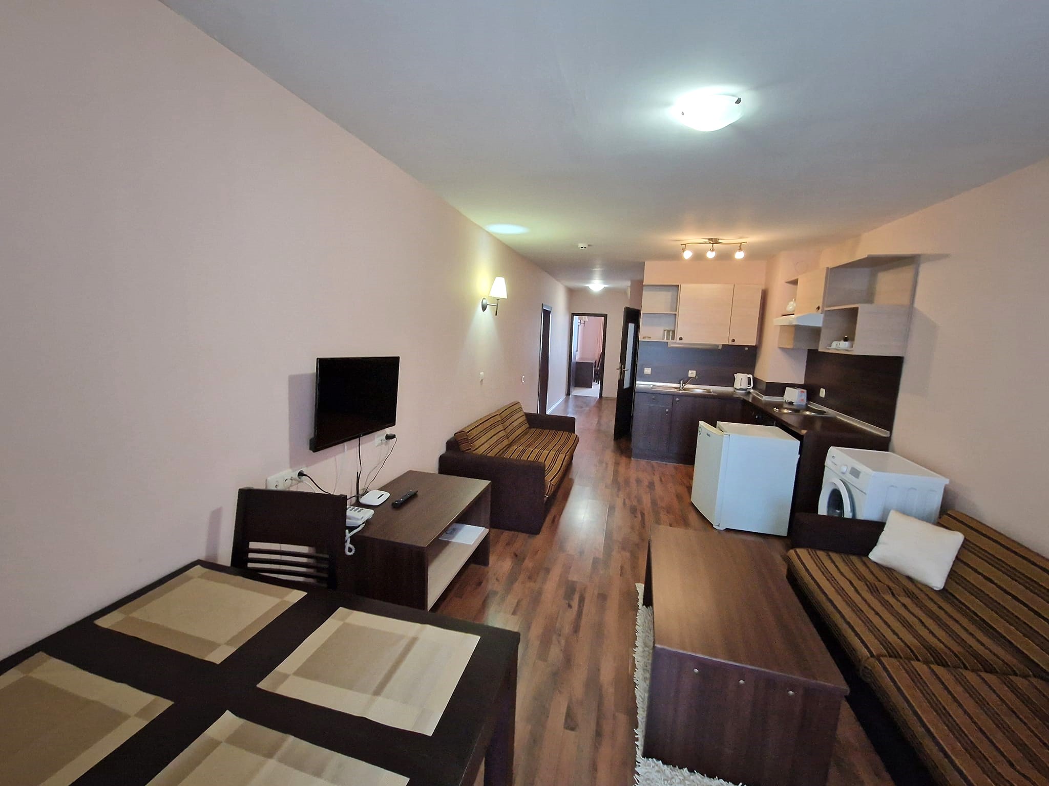 Тристаен апартамент с гледка към Пирин планина за дългосрочен наем в Банско