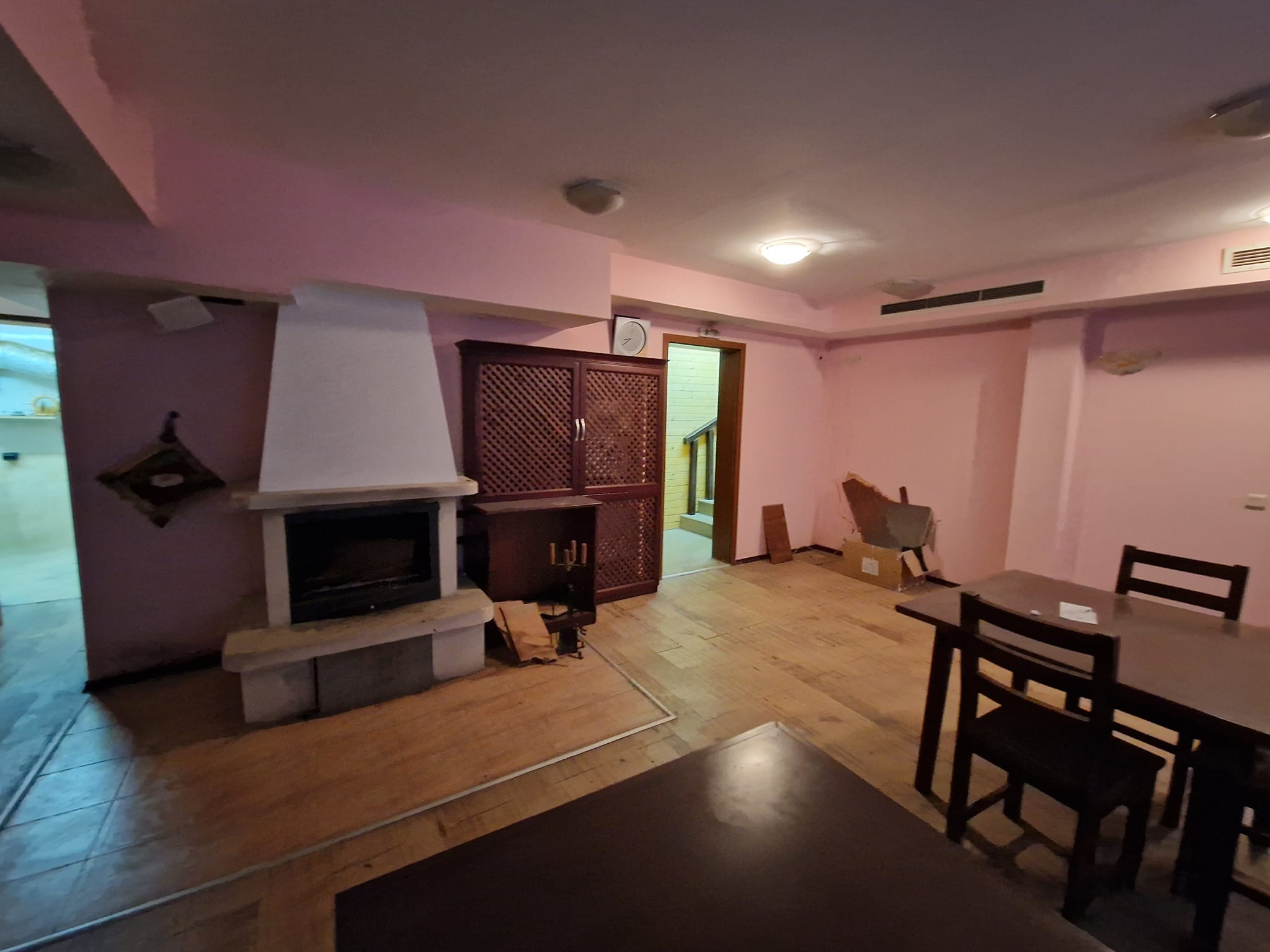 За продажба: Ресторант с ТОП локация в Банско!