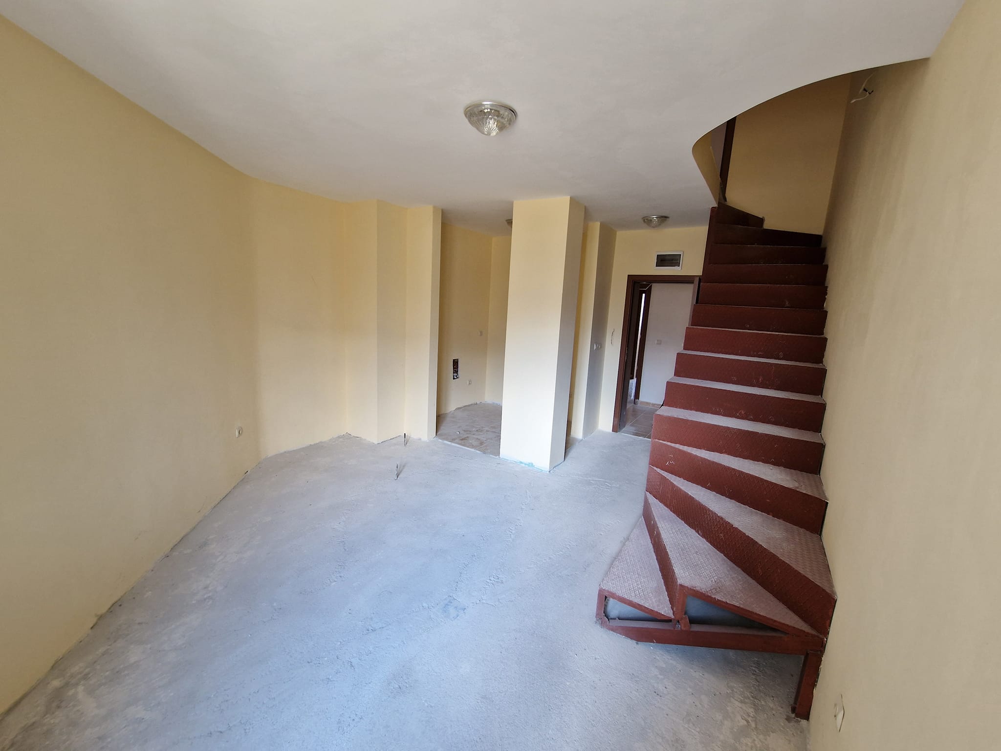 Мезонет с една спалня за продажба с ниска такса поддръжка в Банско до Ски лифта