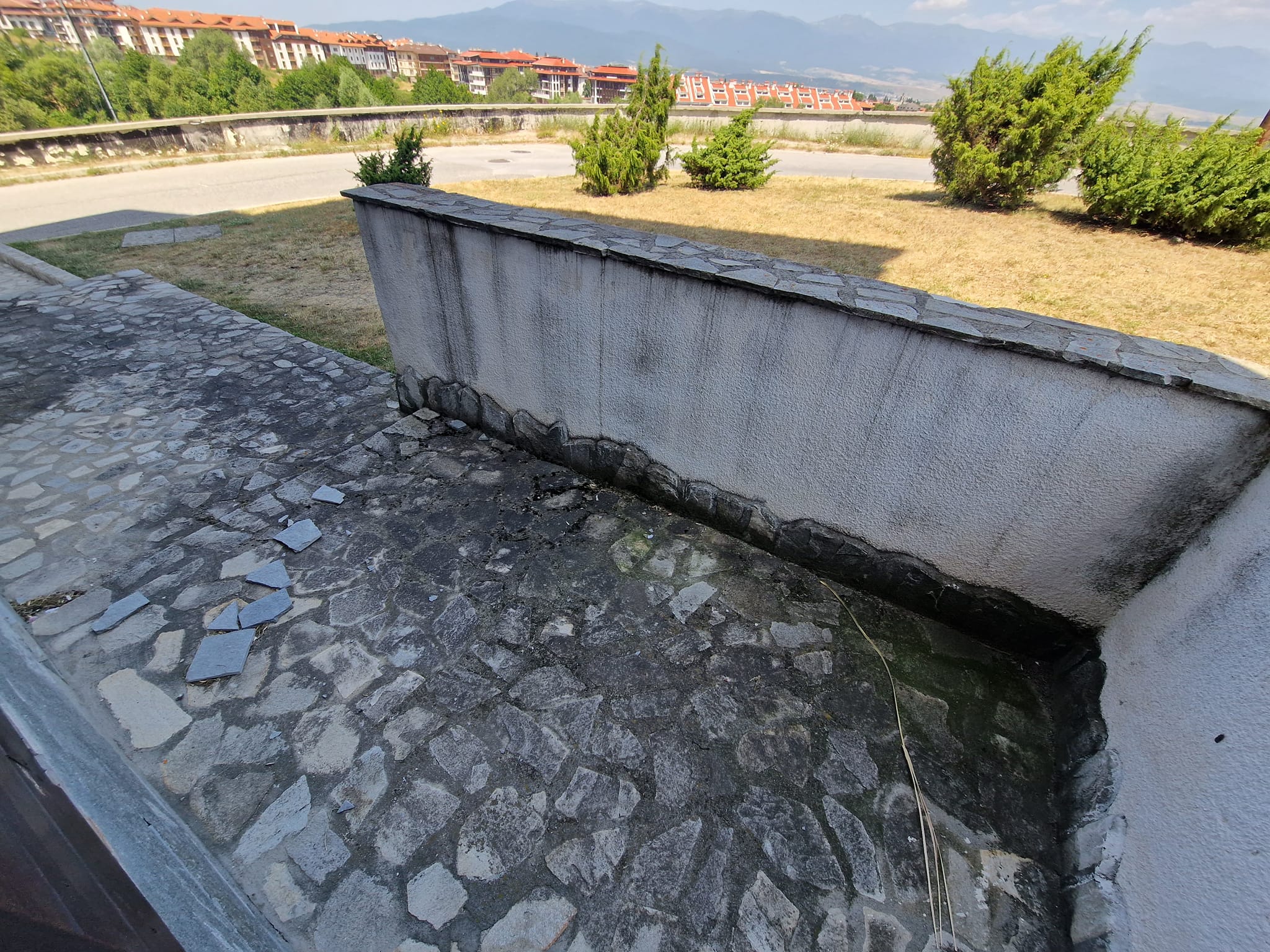 Обзаведено студио със собствен вход за продажба в комплекс Роял Парк