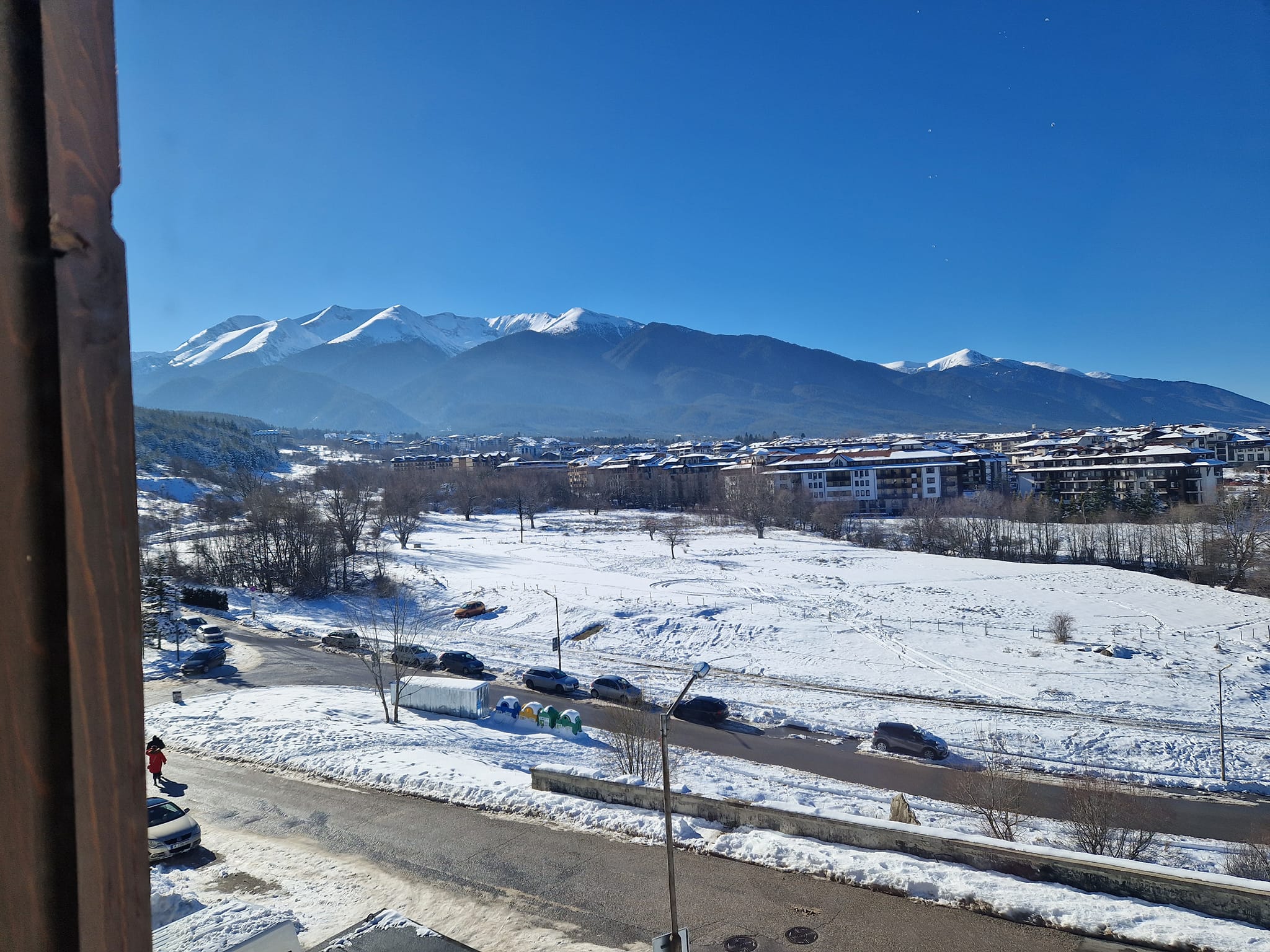 Малък модерно обзаведен двустаен апартамент за продажба на изгодна цена