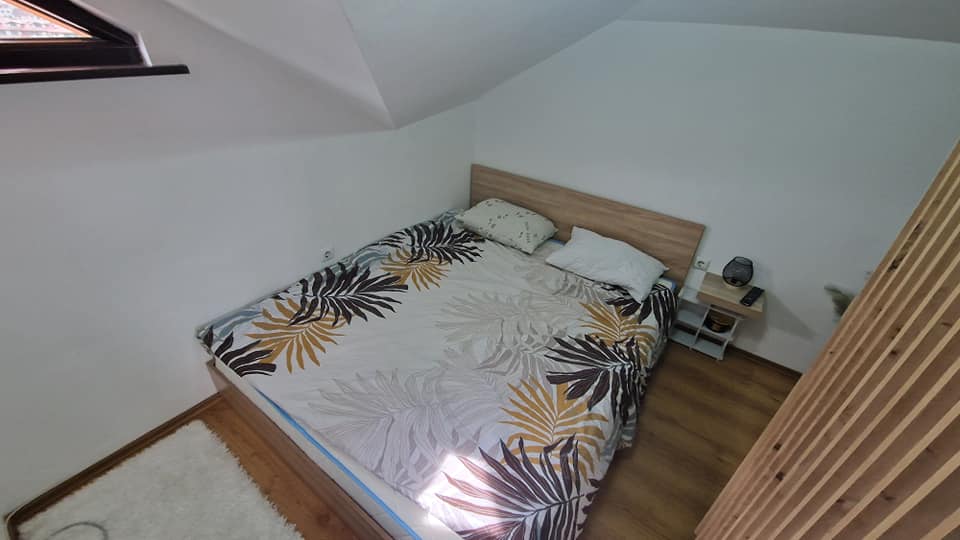 Малък модерно обзаведен двустаен апартамент за продажба на изгодна цена