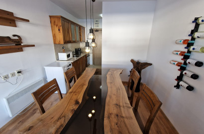 Уникален апартамент в сграда St.Johns Hill с фронтална гледка към Пирин планина