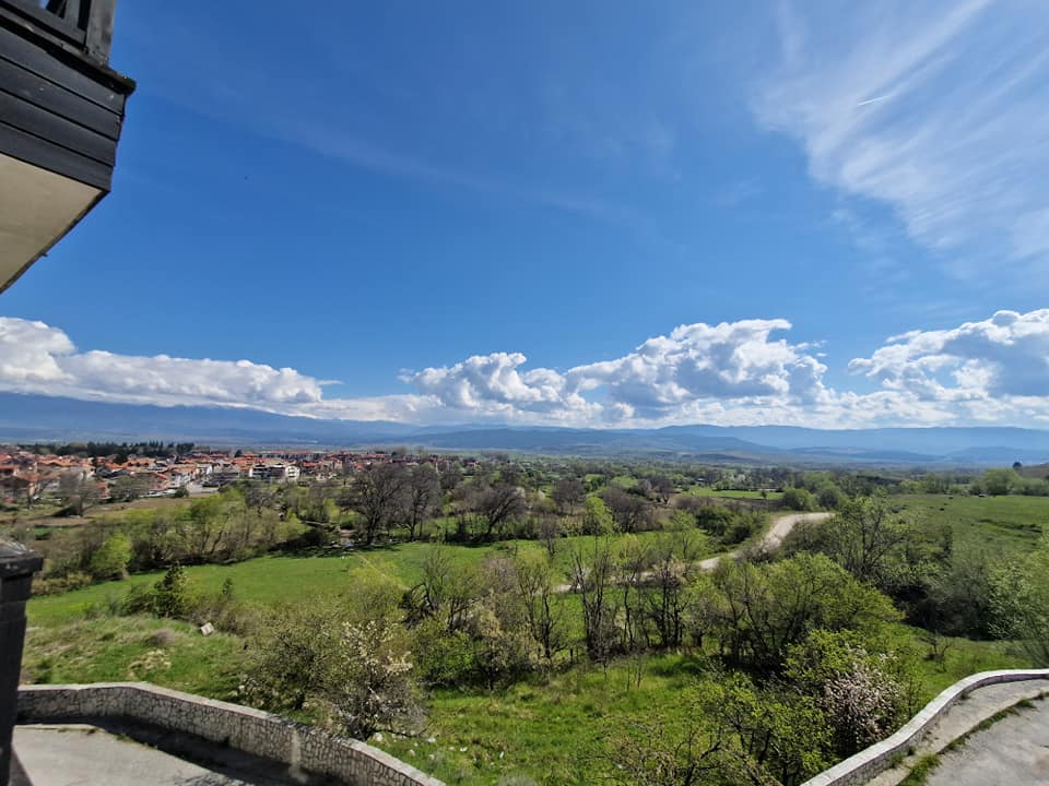 Голямо студио с прекрасна гледка към Рила планина и Банско