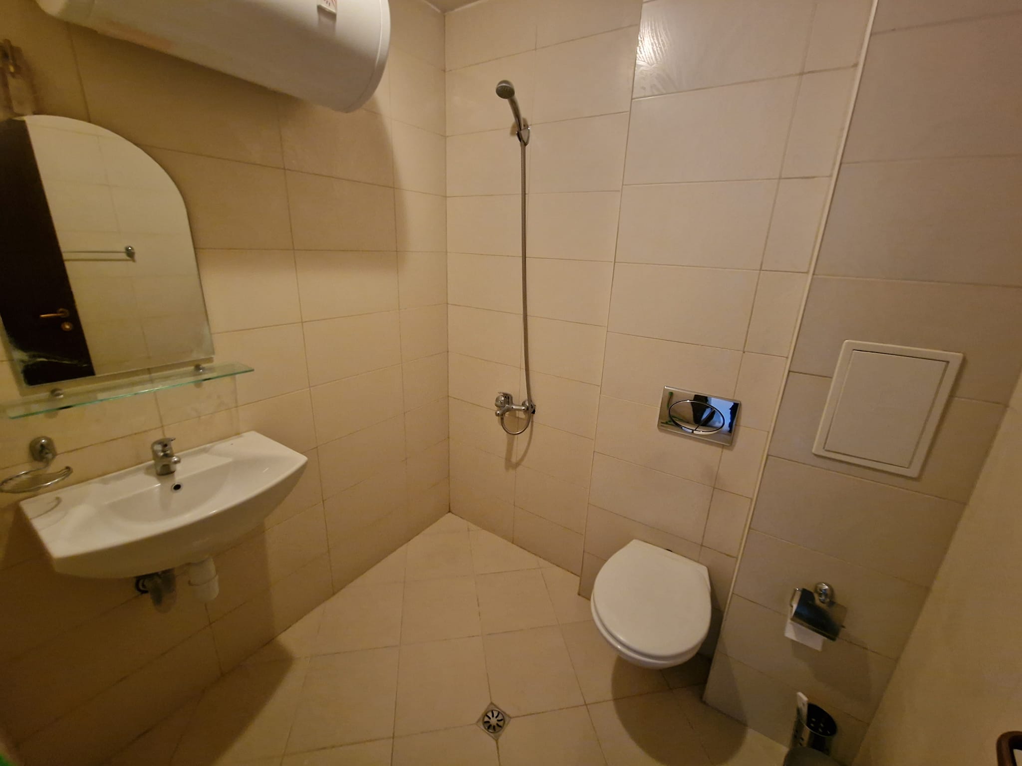 Банско: Обзаведено студио в жилищна сграда с ниска такса поддръжка