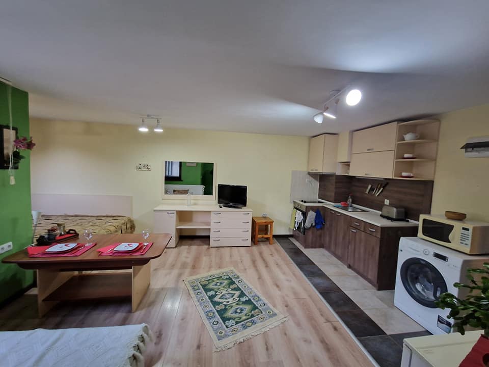 Просторно студио с тераса за продажба в апарт-хотел Royal Bansko