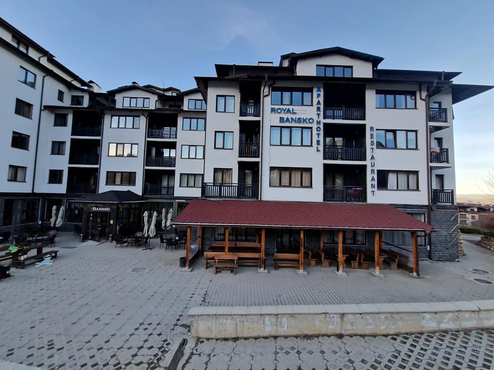 Просторно студио с тераса за продажба в апарт-хотел Royal Bansko