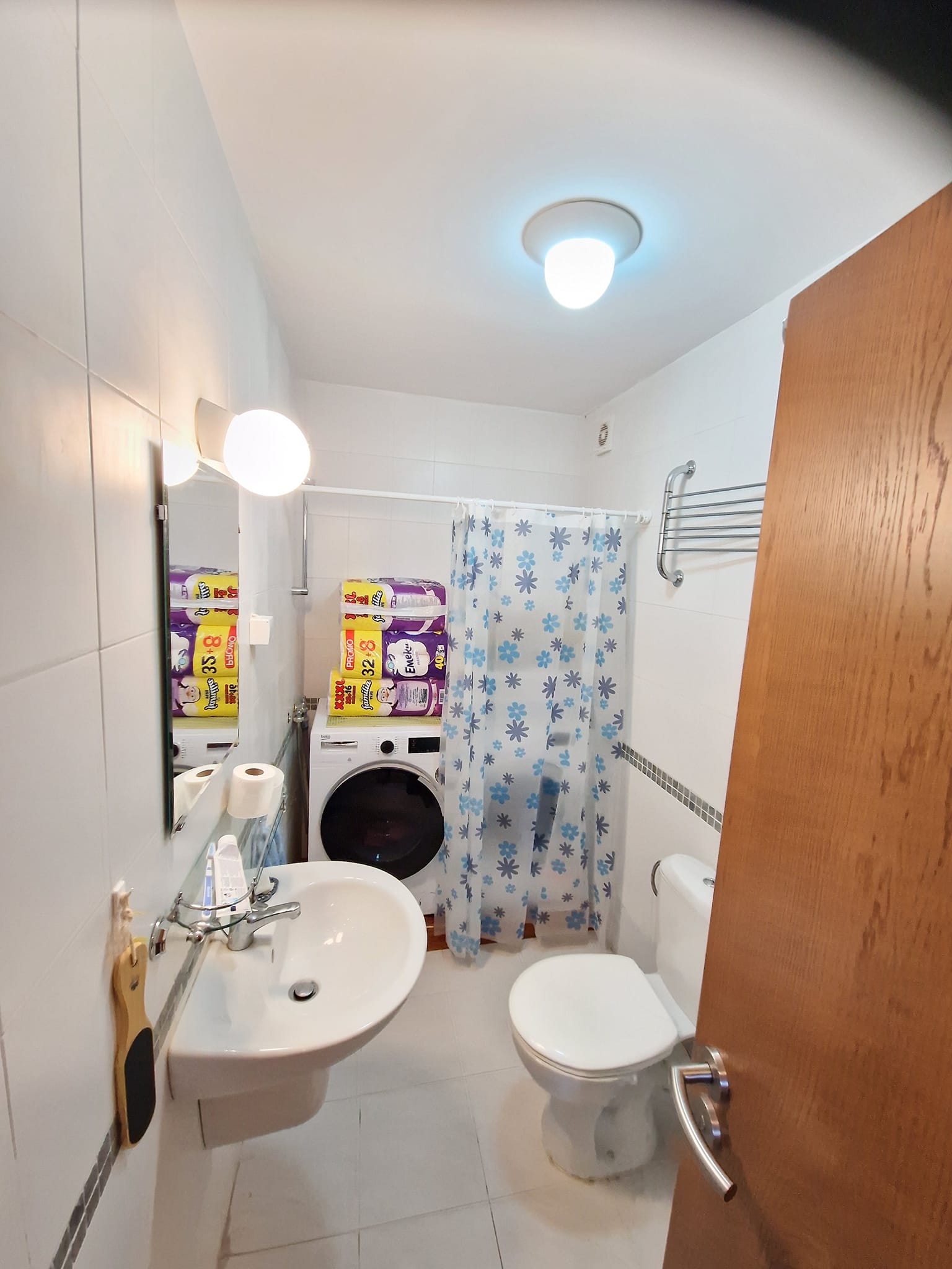 Уникален четиристаен апартамент със зашеметяваща гледка към три планини и град Банско