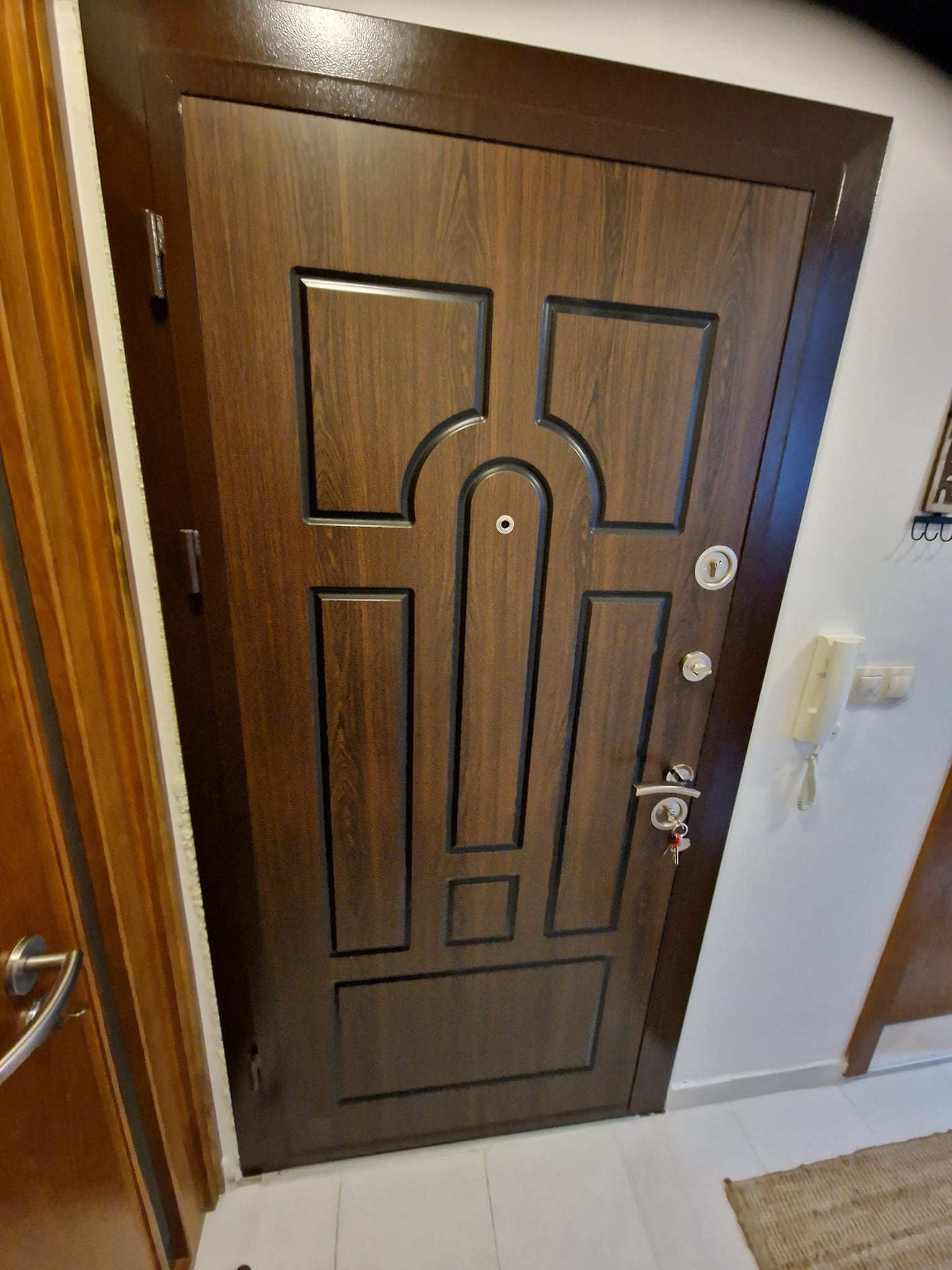 Уникален четиристаен апартамент със зашеметяваща гледка към три планини и град Банско