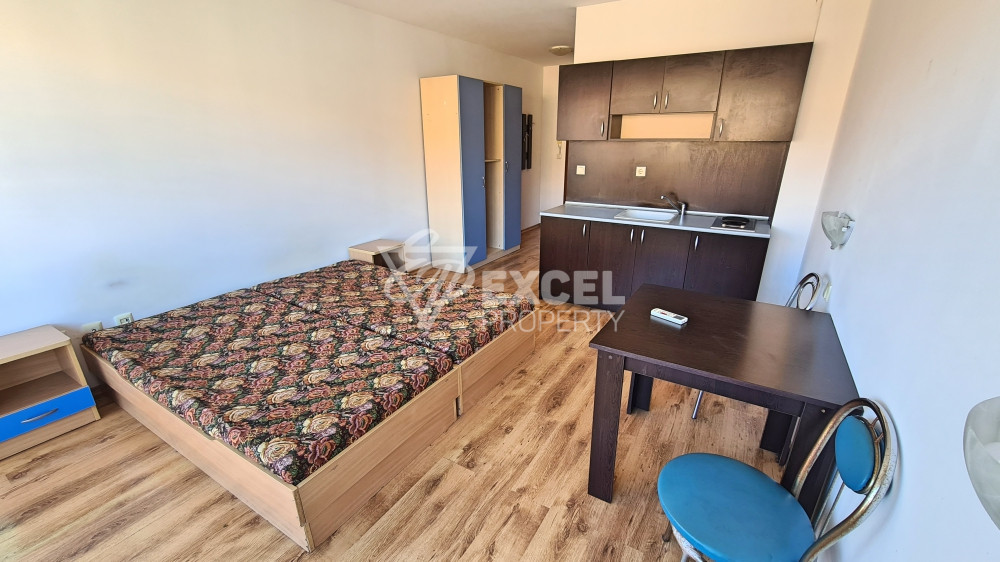 Просторно студио на 200м от плажа в Свети Влас