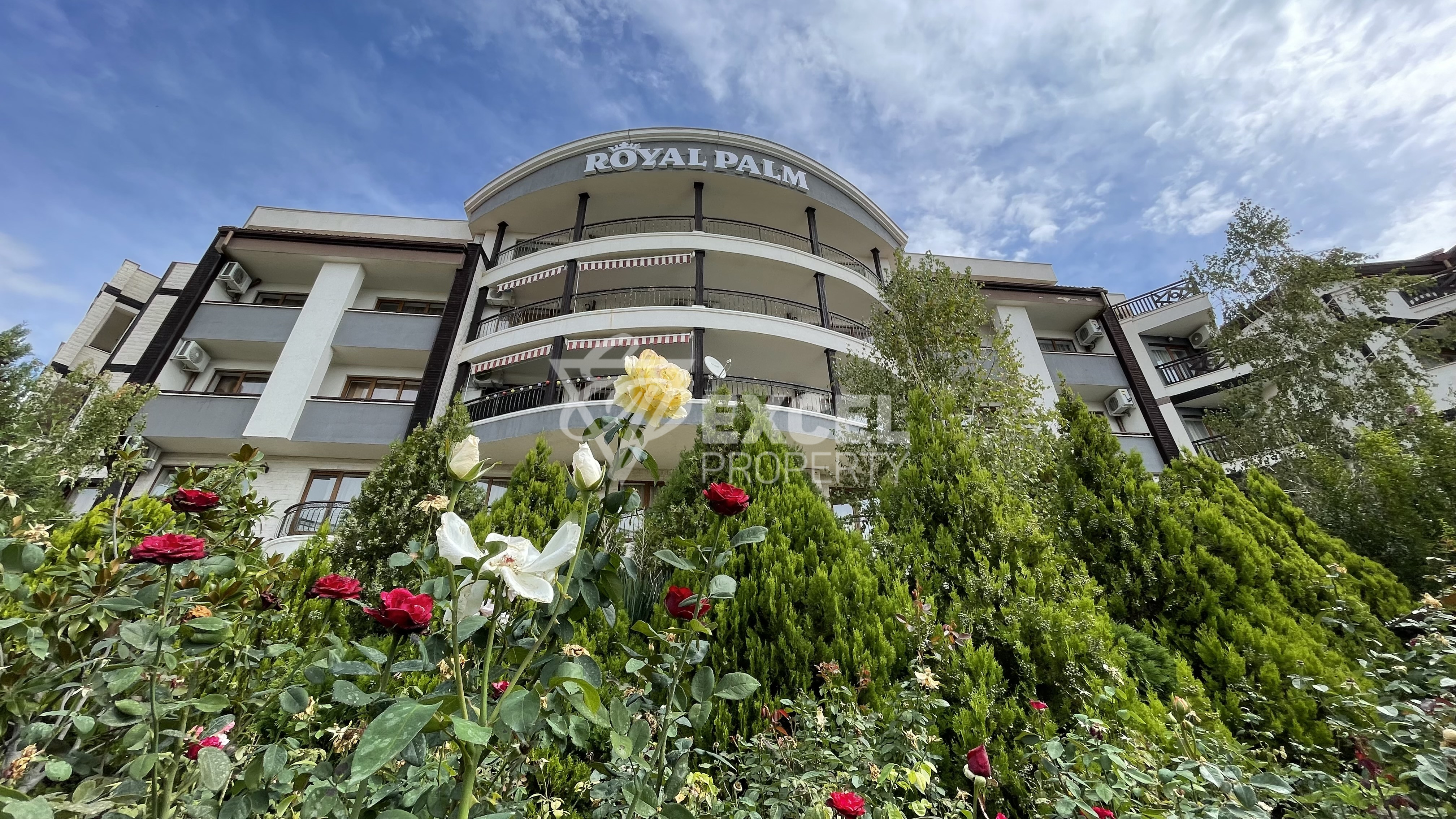 Просторно студио на 200м от плажа в Свети Влас