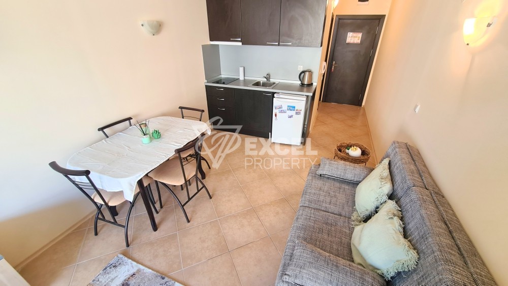 Красиво обзаведено студио в центъра на Слънчев бряг