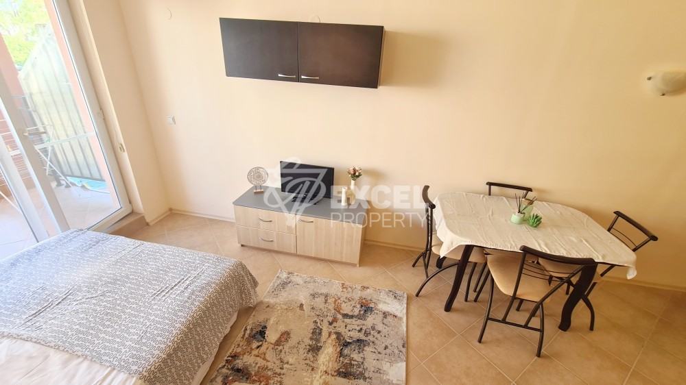 Красиво обзаведено студио в центъра на Слънчев бряг