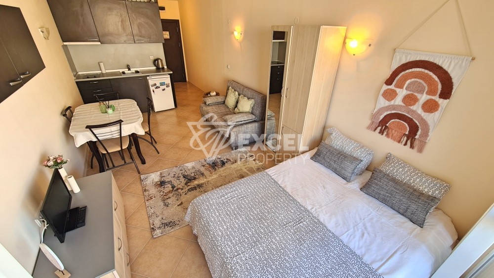 Красиво обзаведено студио в центъра на Слънчев бряг