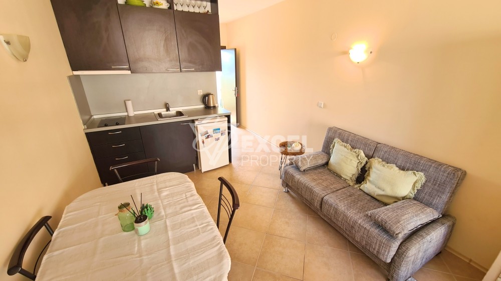 Красиво обзаведено студио в центъра на Слънчев бряг