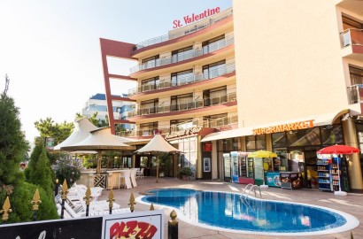 Красиво обзаведен двустаен апартамент в северната част на слънчев бряг