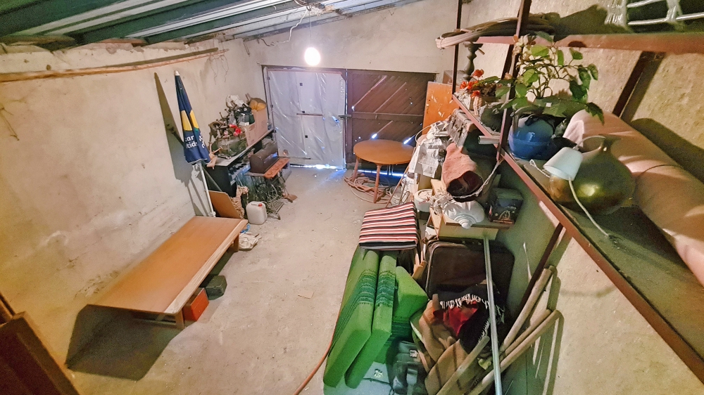 Напълно реновирана къща без такса поддръжка в село Горица