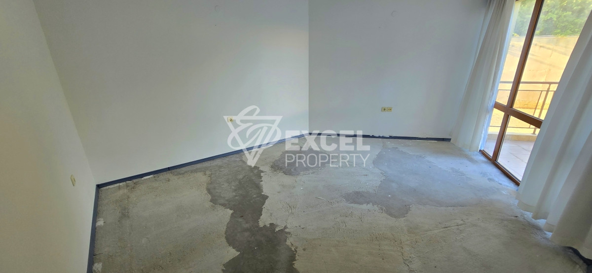 Тристаен апартамент в Свети Влас, комплекс Компас само на 250 м от морето