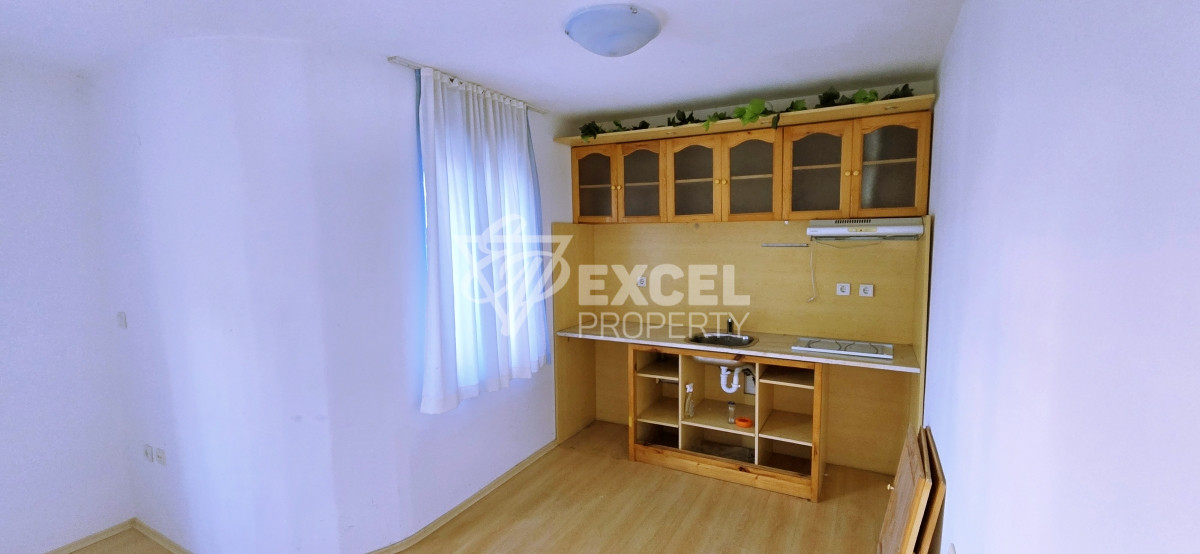 Тристаен апартамент в Свети Влас, комплекс Компас само на 250 м от морето