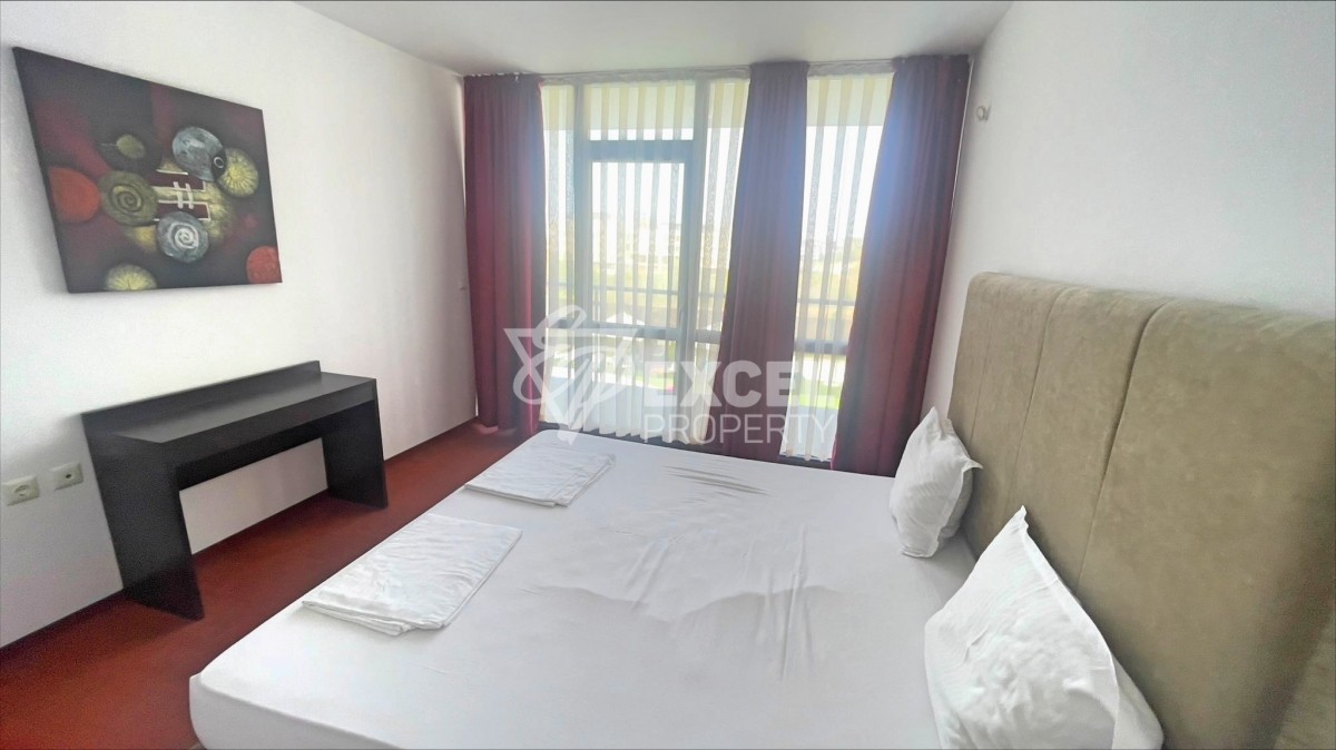 Двустаен апартамент в Свети Влас, на 500м от морето.