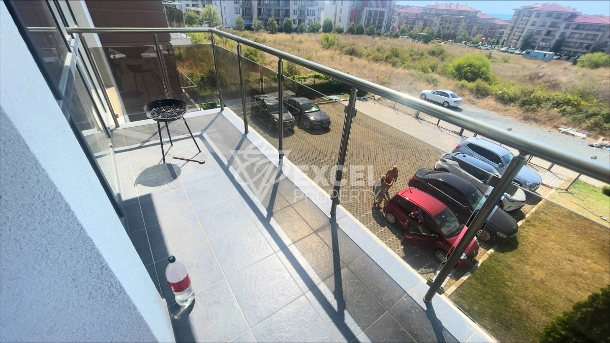 Двустаен апартамент в Свети Влас, на 500м от морето.