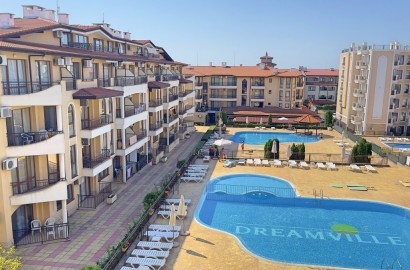 Двустаен апартамент в Свети Влас в комплекс Аква Дриимс