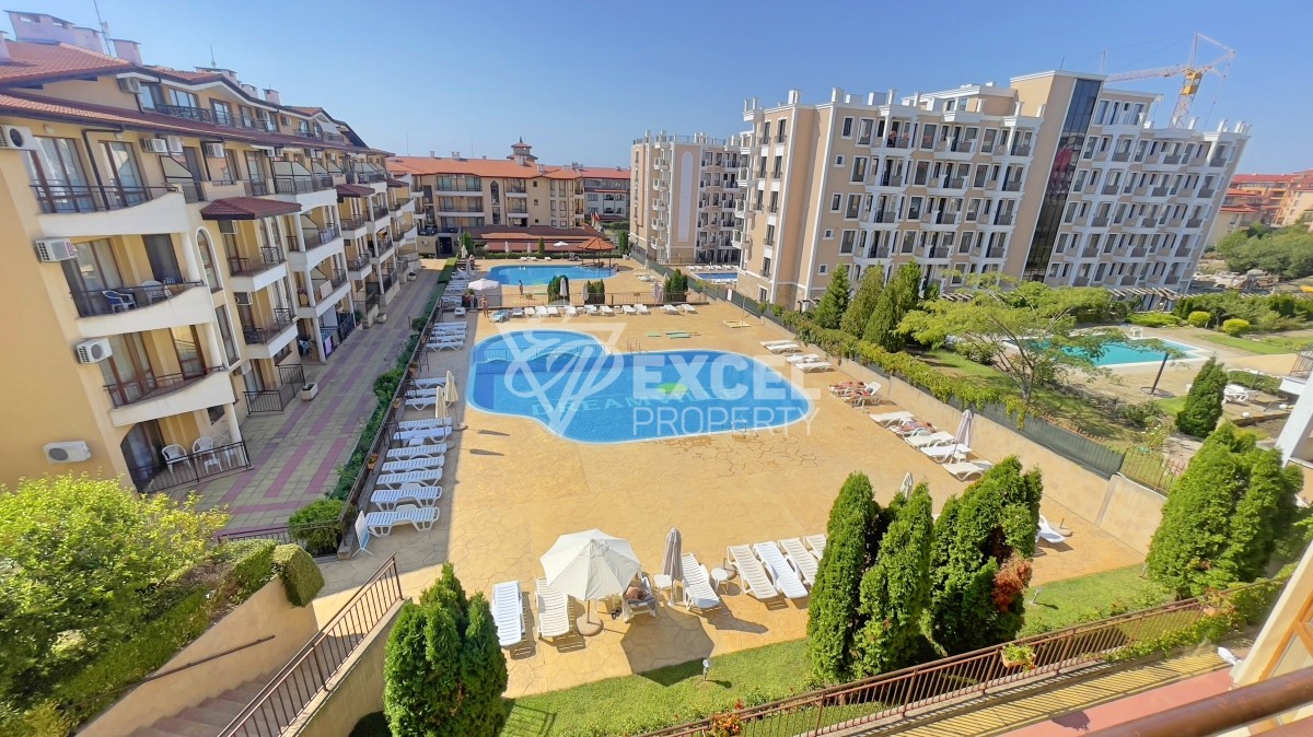 Двустаен апартамент в Свети Влас в комплекс Аква Дриимс