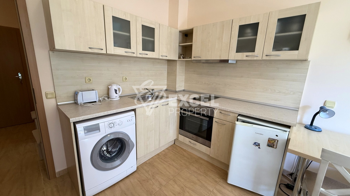 Обзаведено студио на 200м от морето в Свети Влас