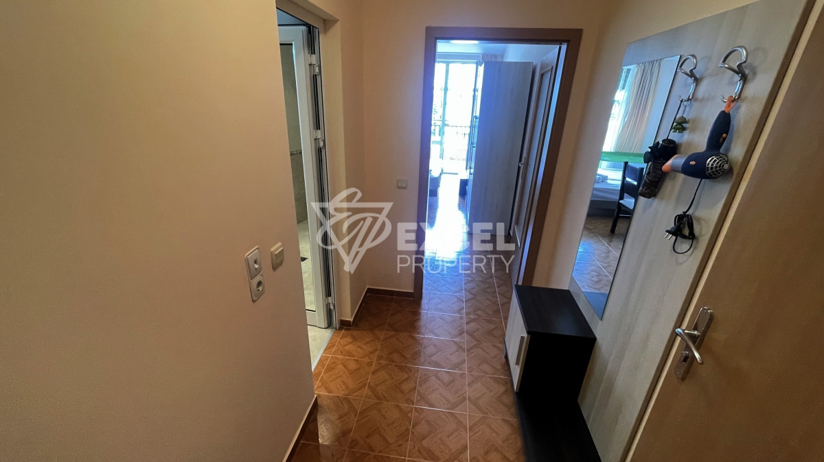 Обзаведено студио за продажба в Свети Влас, с частична гледка море