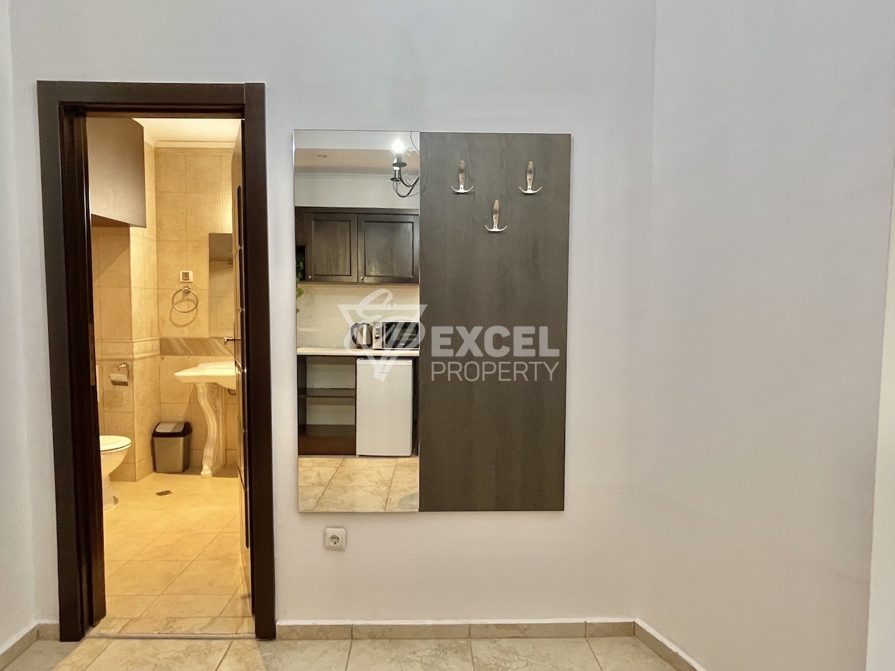 Двустаен апартамент в Обзор, само на 150 м от морето - комплекс Клиф