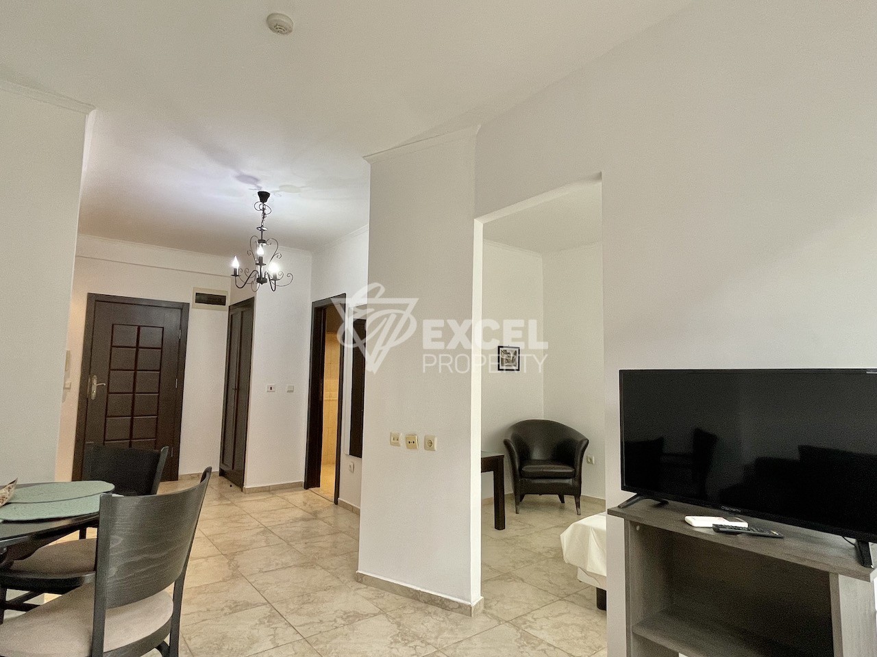 Двустаен апартамент в Обзор, само на 150 м от морето - комплекс Клиф