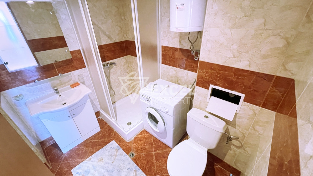 Тристаен апартамент с гледка море в Свети Влас