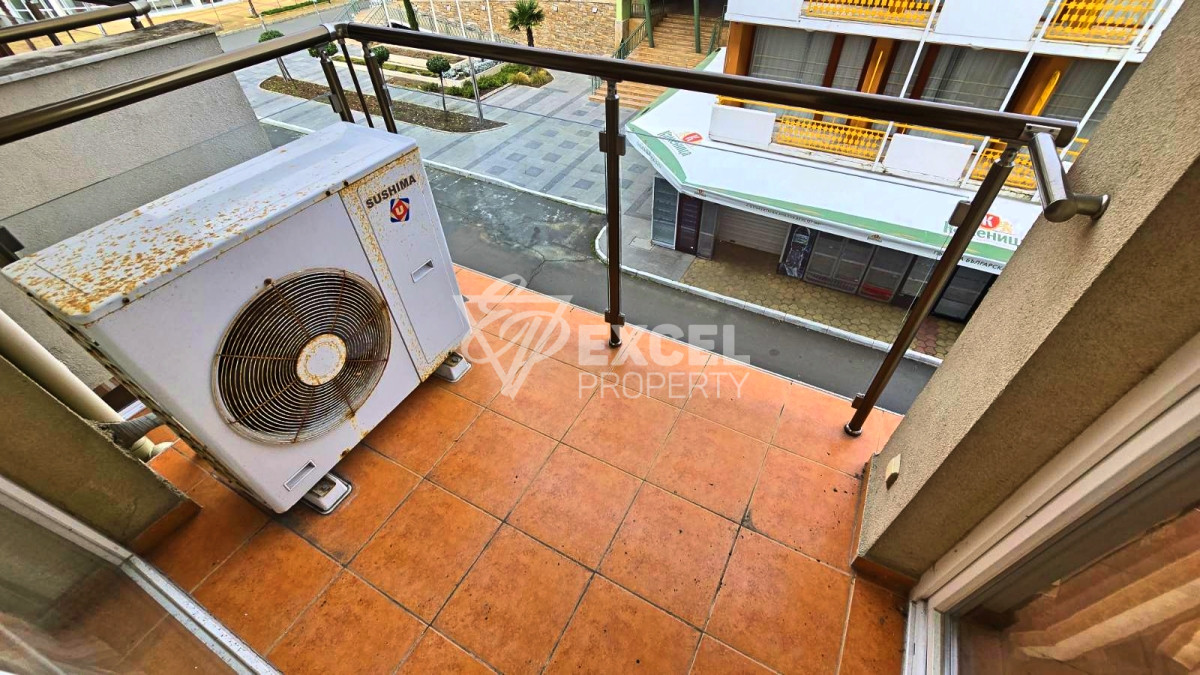 Тристаен апартамент на първа линия в Слънчев бряг – до дюните и морето