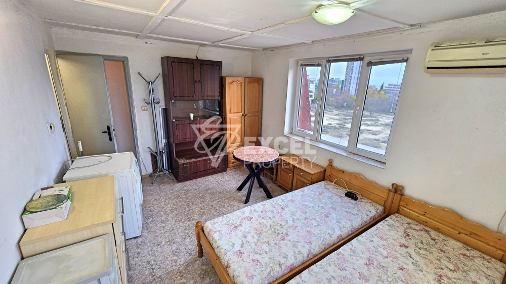 Двустаен апартамент в центъра на Несебър – отлично местоположение и голям потенциал