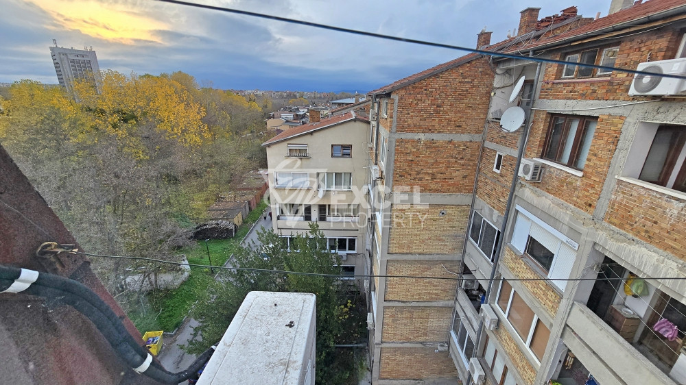 Двустаен апартамент в центъра на Несебър – отлично местоположение и голям потенциал