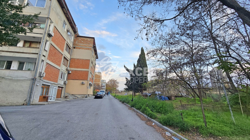 Двустаен апартамент в центъра на Несебър – отлично местоположение и голям потенциал