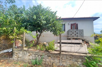 Едноетажна къща с две спални в Горица за продажба