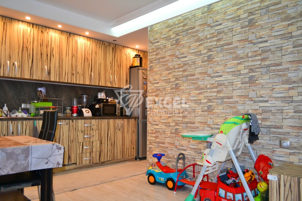 Хармъни Суитс, Монте Карло - красив апартамент с две спални, препродажба.